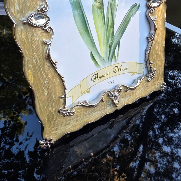 Vintage Ashleigh Manor Picture Frame Enameled Botanical 5x7 Decorative Elegant - Picture 4 of 9